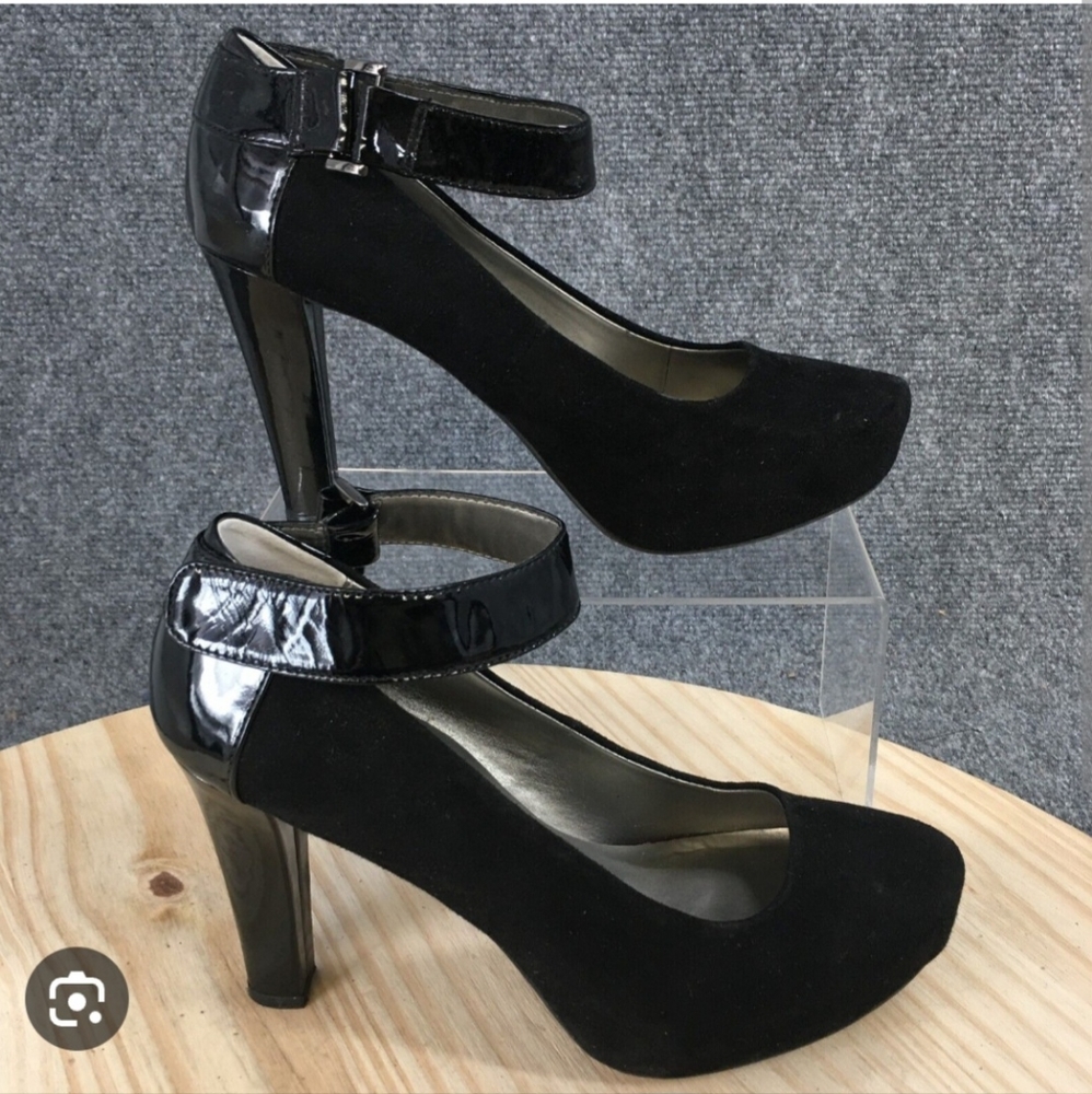 Me Too Black suede ankle strap pumps